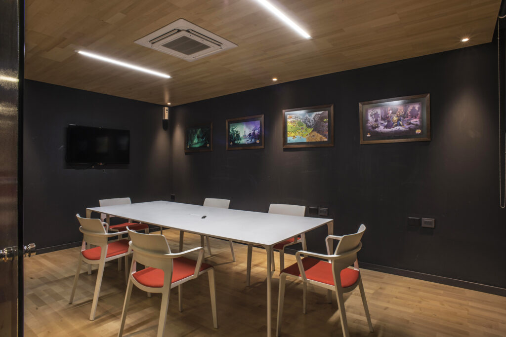 Sebastian Martinez Nicolas Rudolph IRONHIDE OFFICE-0008