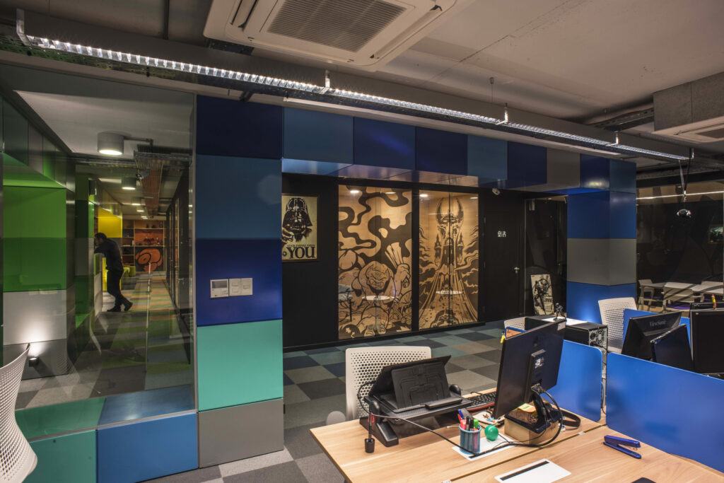 Sebastian Martinez Nicolas Rudolph IRONHIDE OFFICE-0046