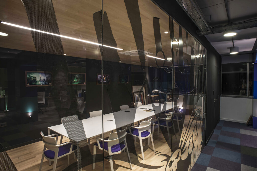 Sebastian Martinez Nicolas Rudolph IRONHIDE OFFICE-0055