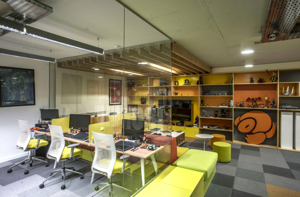 Sebastian Martinez Nicolas Rudolph IRONHIDE OFFICE-9991